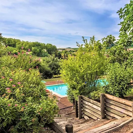 Casa vacanze Mezzaluna Private Pool,ac,wifi,5km From Alba