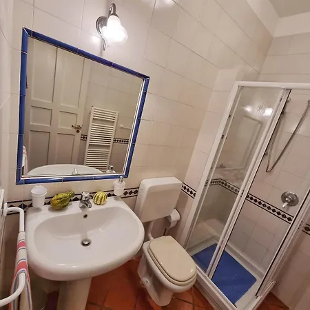 Casa vacanze Mezzaluna Private Pool,ac,wifi,5km From Alba *