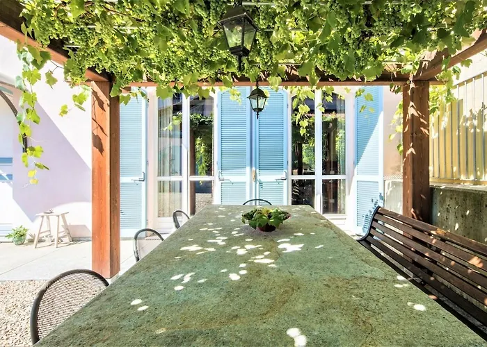 Mezzaluna Private Pool,ac,wifi,5km From Alba 別荘 *
