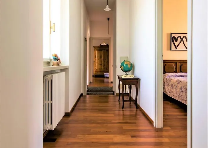 Mezzaluna Private Pool,ac,wifi,5km From Alba 別荘 Biglini