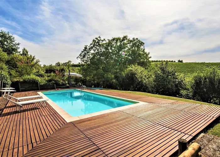 Mezzaluna Private Pool,ac,wifi,5km From Alba 別荘 *