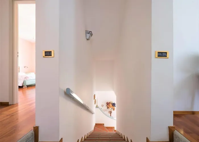 Mezzaluna Private Pool,ac,wifi,5km From Alba 別荘 Biglini